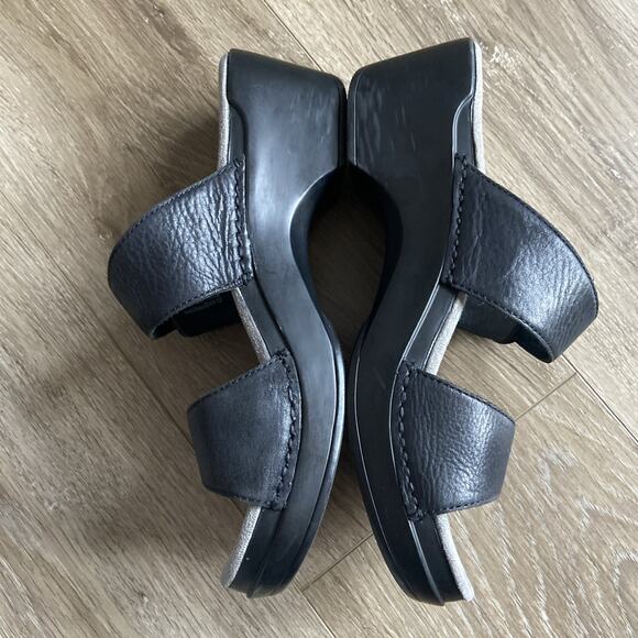 Dansko Sophie Sandal Women Sz 39 EU 8 US Black Leather Double Strap Slide - Picture 3 of 12